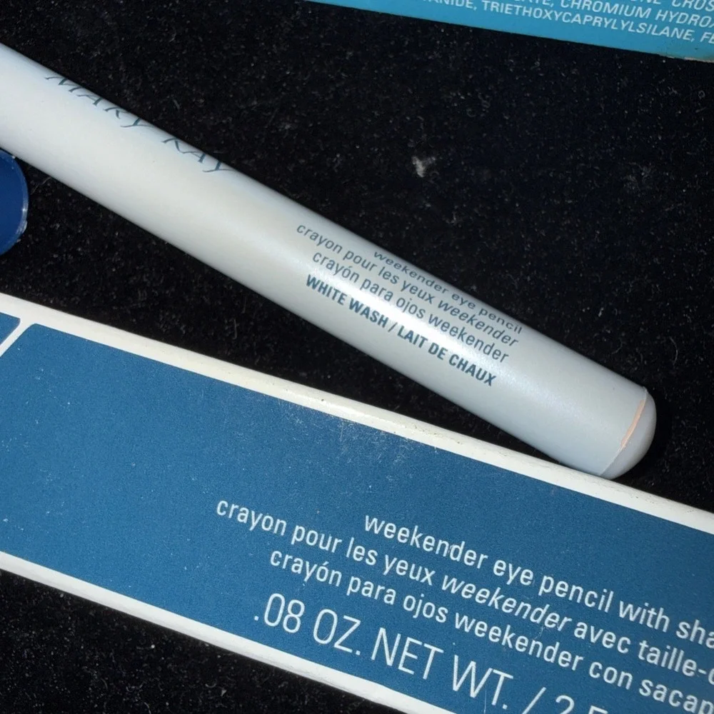 MARY KAY WEEKENDER EYE PENCILS W/ sharpener NIB White Wash‎ Turquoise Water 5581